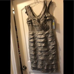NWT London Times gray silver layered dress size 6